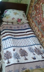 Продам деревянную кровать